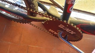 Bicicleta BMX Bomber