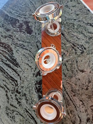 Aplique LED Metal Madera Dorado Plateado