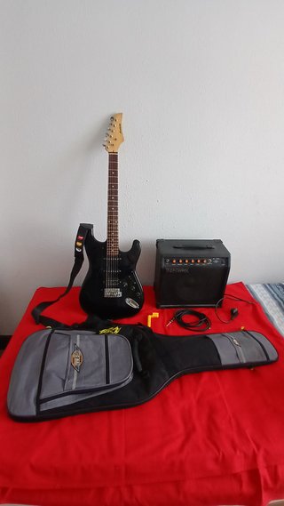 Guitarra Academy + Amplificador AXL-30WEA