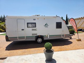 EIFELLAND 520 TKM - Aire/Toldo