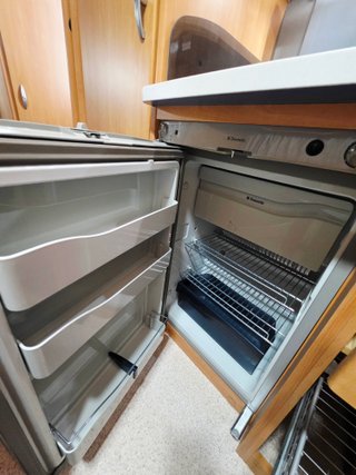 EIFELLAND 520 TKM - Aire/Toldo
