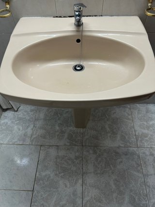 Conjunto sanitario Roca: váter, bidé y lavabo