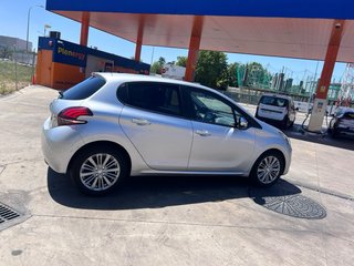Peugeot 208 2017