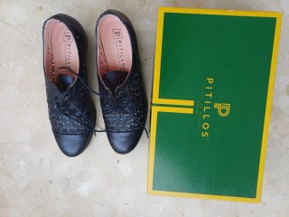 Zapatos de piel azules Pitillos.