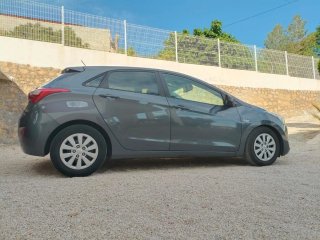 Hyundai i30 2016