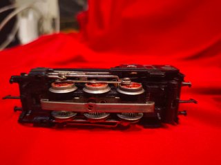 Locomotora Märklin y vagones