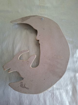 Figura Luna Plateada con Cabra Mítica