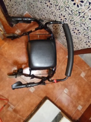 Carrito auxiliar negro