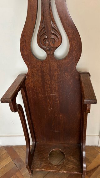 Paragüero y perchero clásico de madera