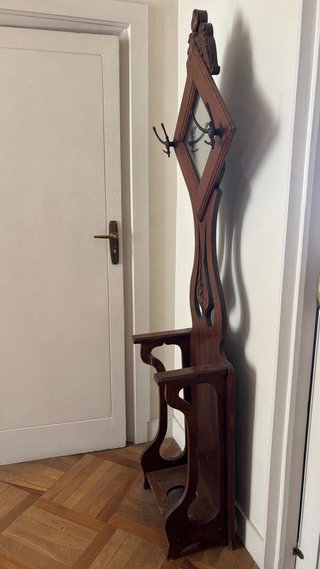 Paragüero y perchero clásico de madera