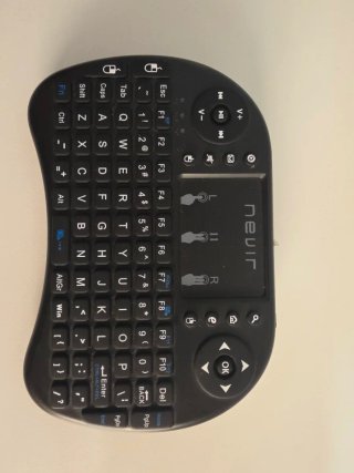Smartbox Android TV 4K Nevir con Teclado