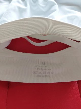 Top sportivo bianco donna