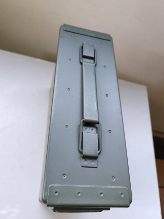 Caja militar hermética UN 0012