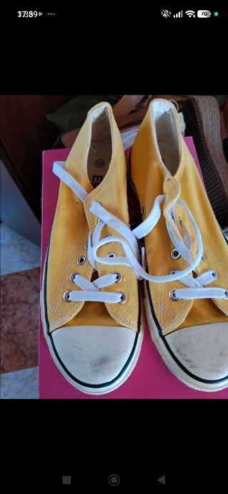 Zapatillas Loneta Amarillas Talla 39