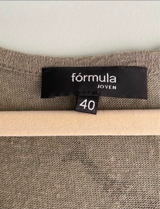 Camiseta Formula Joven Estampado Jirafas Talla 40.