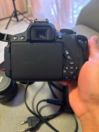 Canon EOS 700D + Sigma 30mm f/1.4 Art