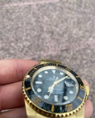 Reloj estilo Rolex color oro Submariner Negro