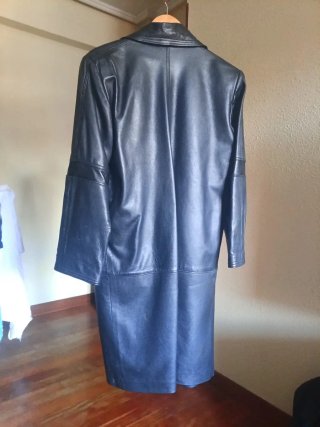 Chaqueta de cuero negra Talla 40