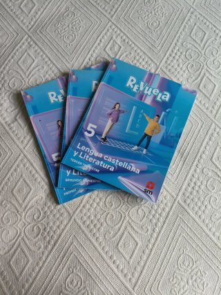 Lengua castellana y literatura, 5 Primaria Revuela