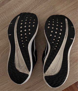 Nike Winflo 10 Talla 43 Negras