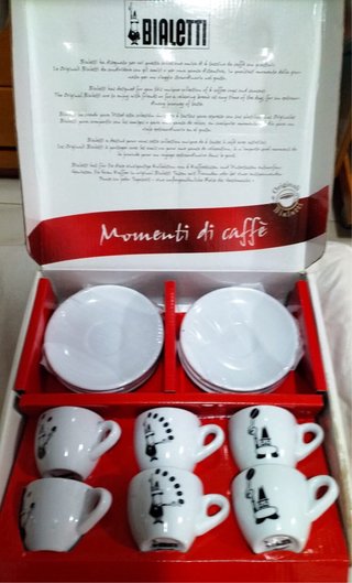 Juego de café Bialetti 6 tazas y platos