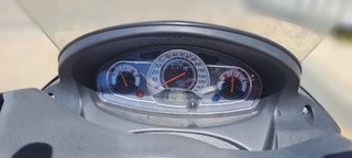 Suzuki Burgman 125 Negra/Burdeos