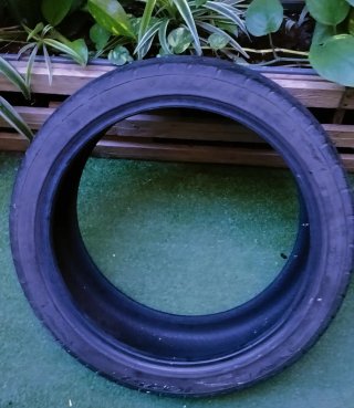 Neumático 225/40 R18
