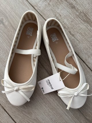 Zapatos niña Merkal lazo blanco talla 32
