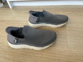 Zapatillas deportivas grises Beppi