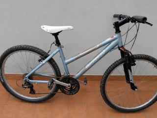 Se vende bicicleta scott