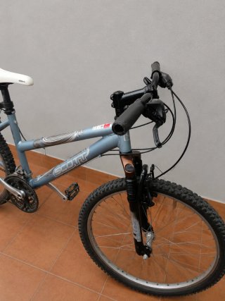Se vende bicicleta scott