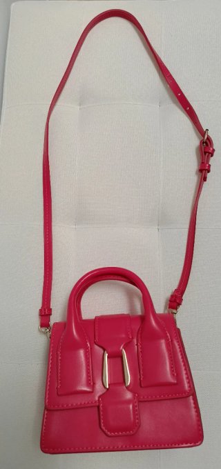 Bolso fucsia Zara