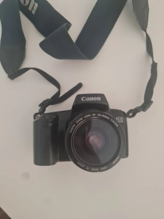 Canon EOS 1000F + Objetivo EF 35-80mm de Segunda mano por 60 EUR