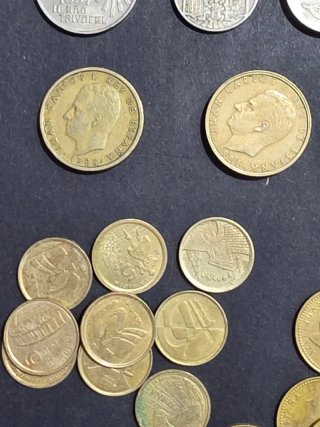 LOTE monedas de España con pieza de plata
