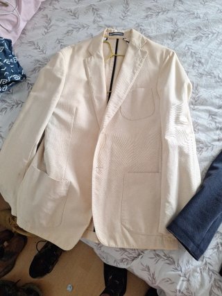 2 Chaquetas Scalpers Beige y Gris