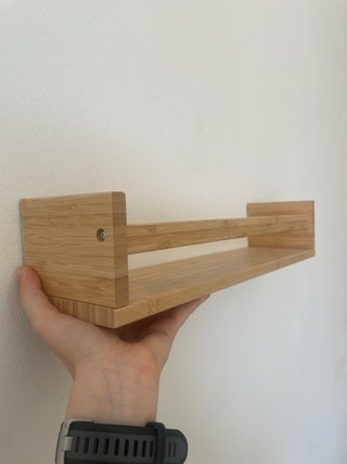 Estante de bambú para pared