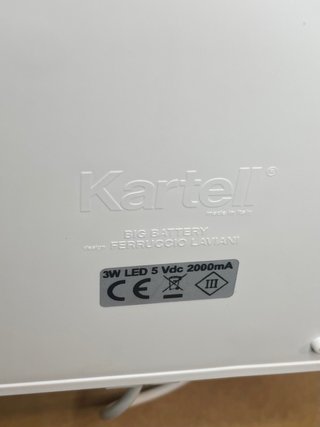 Lampada da tavolo originale Kartell Big Battery (ROTA, testo vuoto)