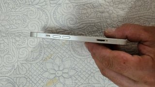 iPhone 13  solo para piezas