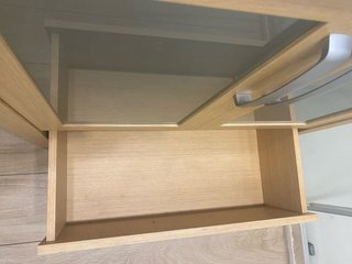 Mueble de baño madera y cristal