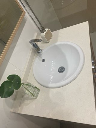 Mueble de baño madera y cristal