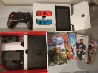 Nintendo Switch + Mando Pro