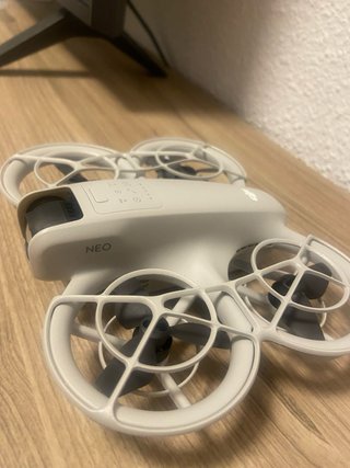 DJI Neo