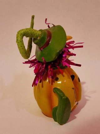 Figura Bruja Calabaza Cerámica