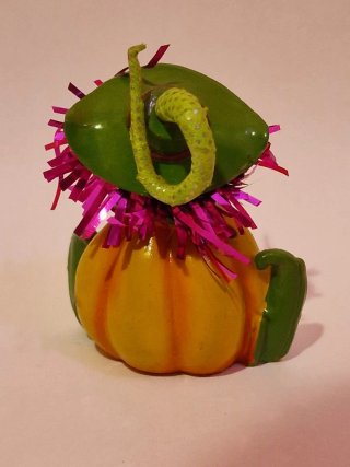 Figura Bruja Calabaza Cerámica