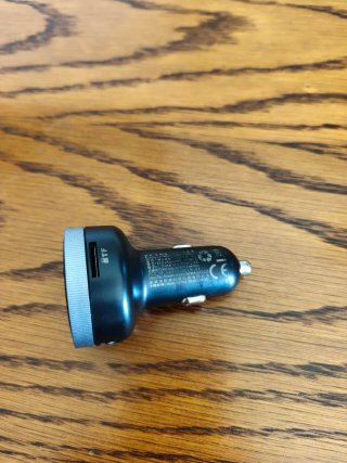Transmisor FM Bluetooth Baseus (Carga Rápida)