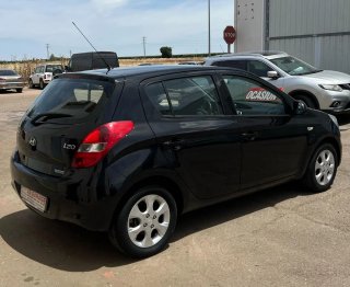 Hyundai i20 Negro
