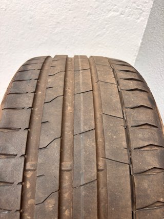 Continental SportContact 7 255/35/20 Dot 32/25
