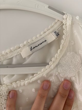 Blusa blanca plumeti bordada