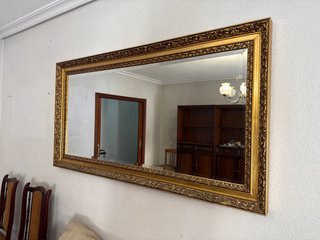 Espejo Grande Dorado