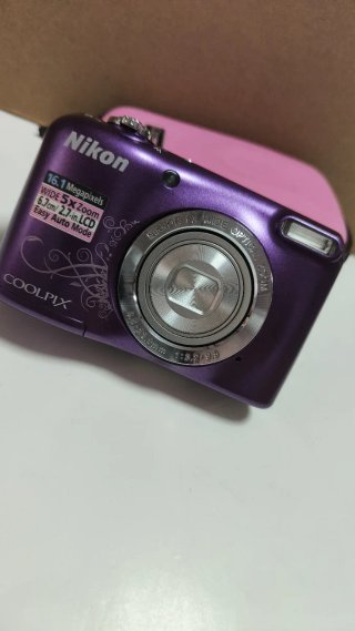 Cámara Nikon Coolpix L27 Morada